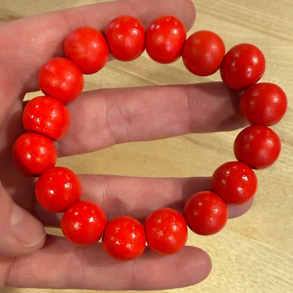Plunder Red Beaded Bracelet - Picture 2 of 3